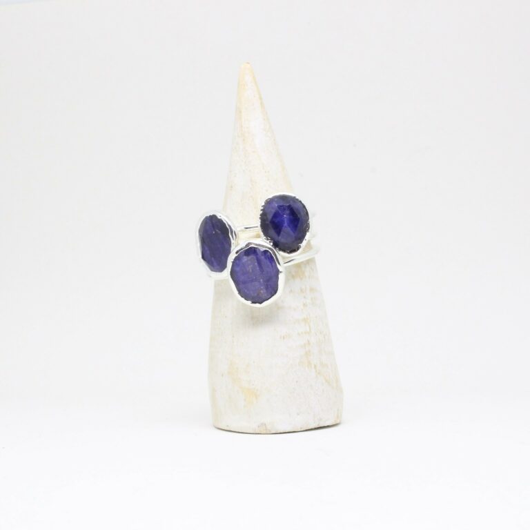 Anello con Rubino Zaffiro Smeraldo placcato argento