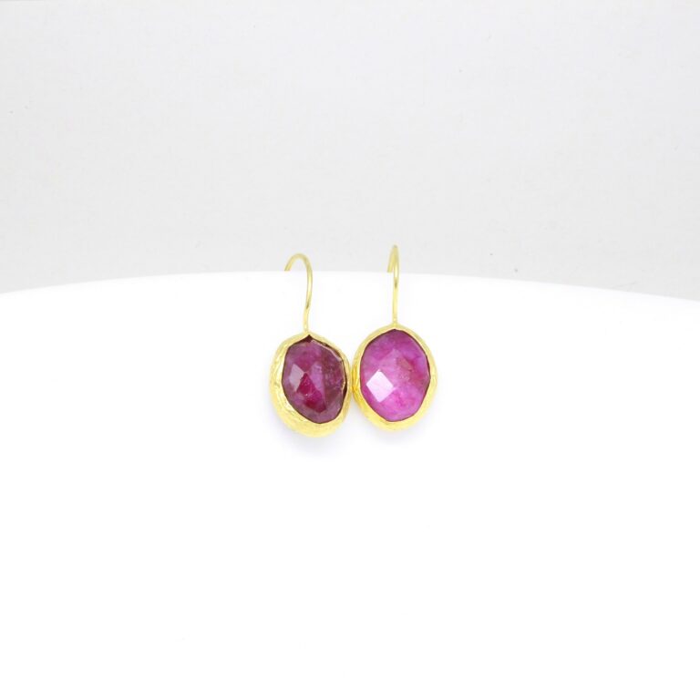 Orecchini con Rubino placcato oro