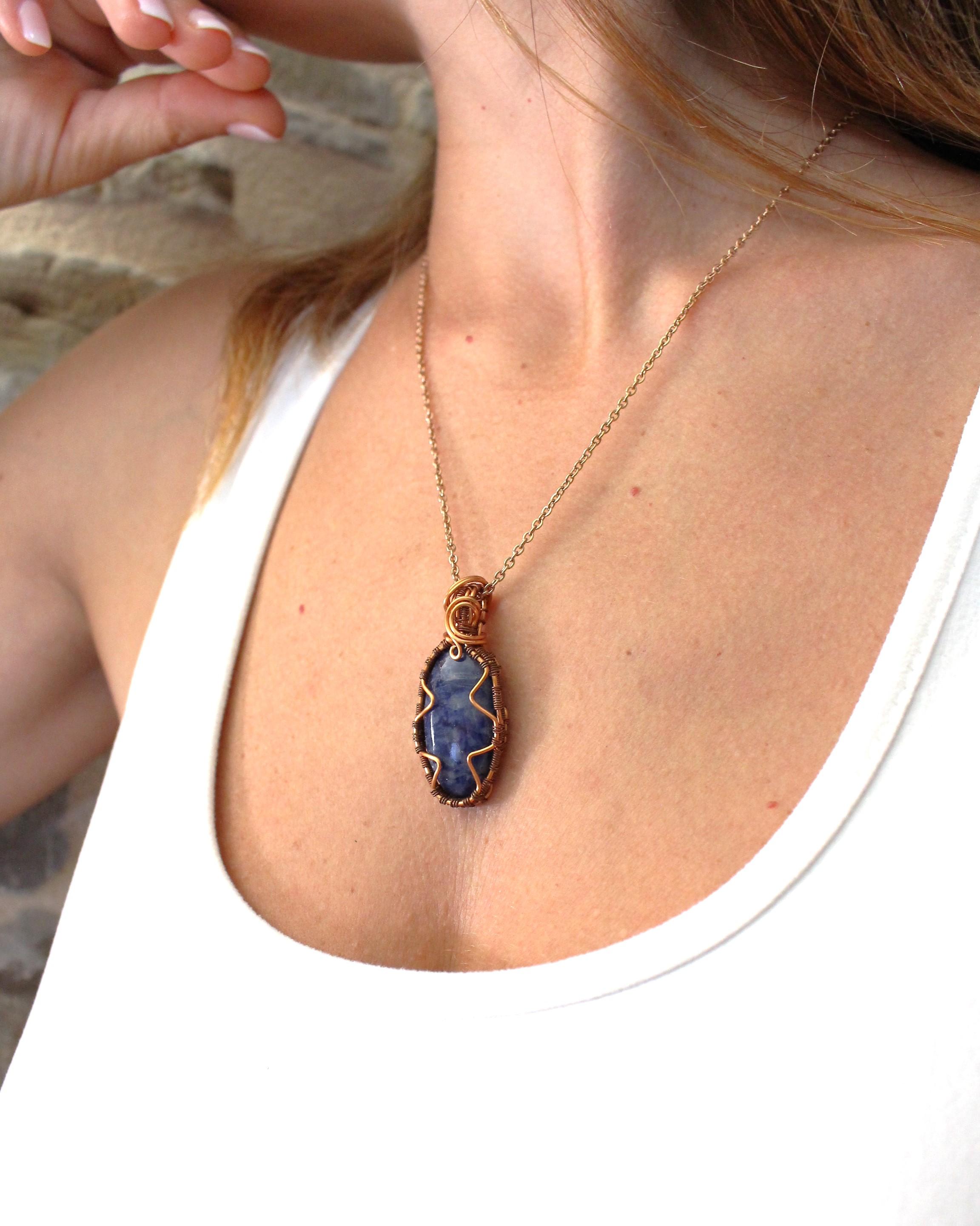 Ciondolo sartoriale con Sodalite in rame
