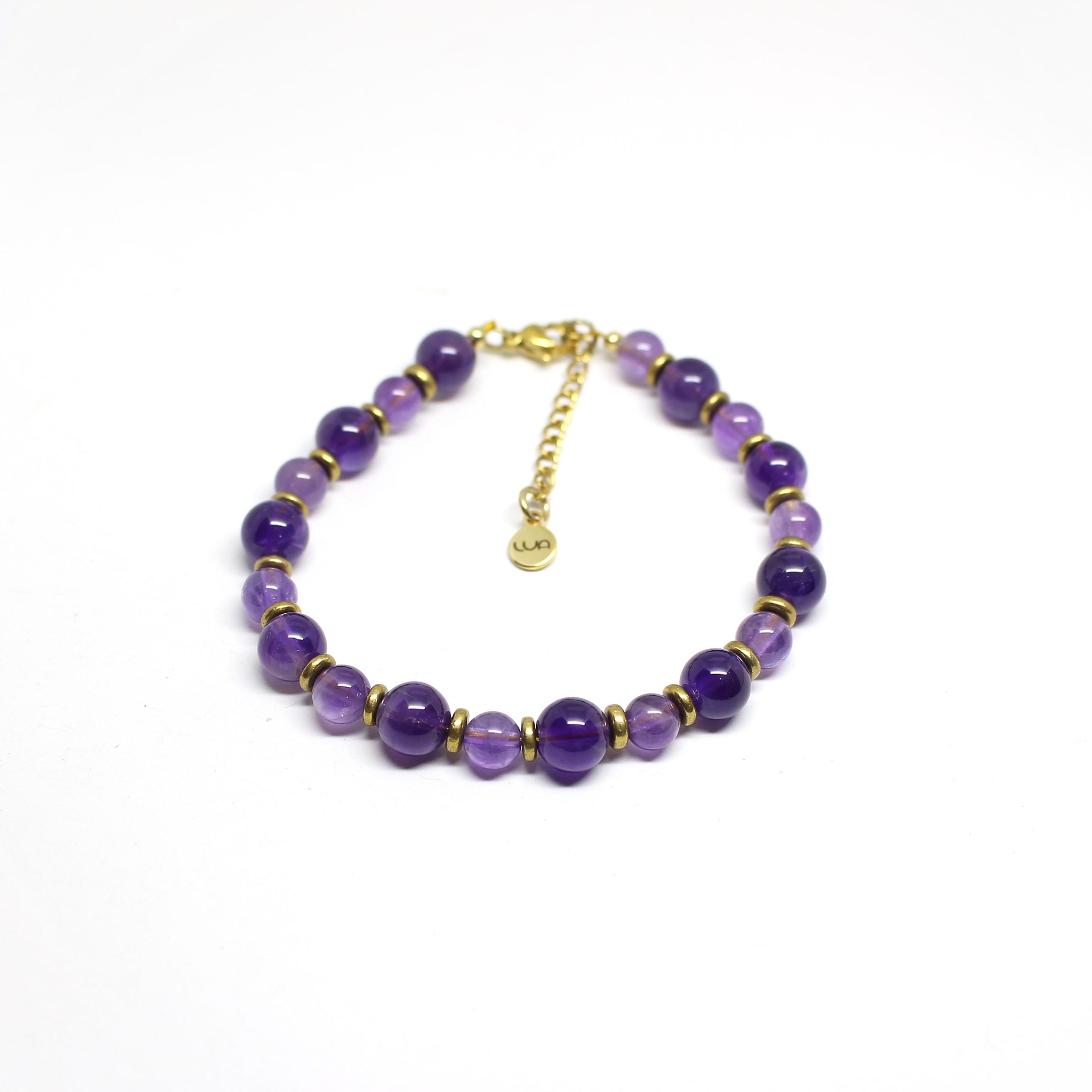 Bracciale della linea Elite con pietre di massima qualità. Bracciale con Ametista del brasile di alta qualità in acciaio dorato