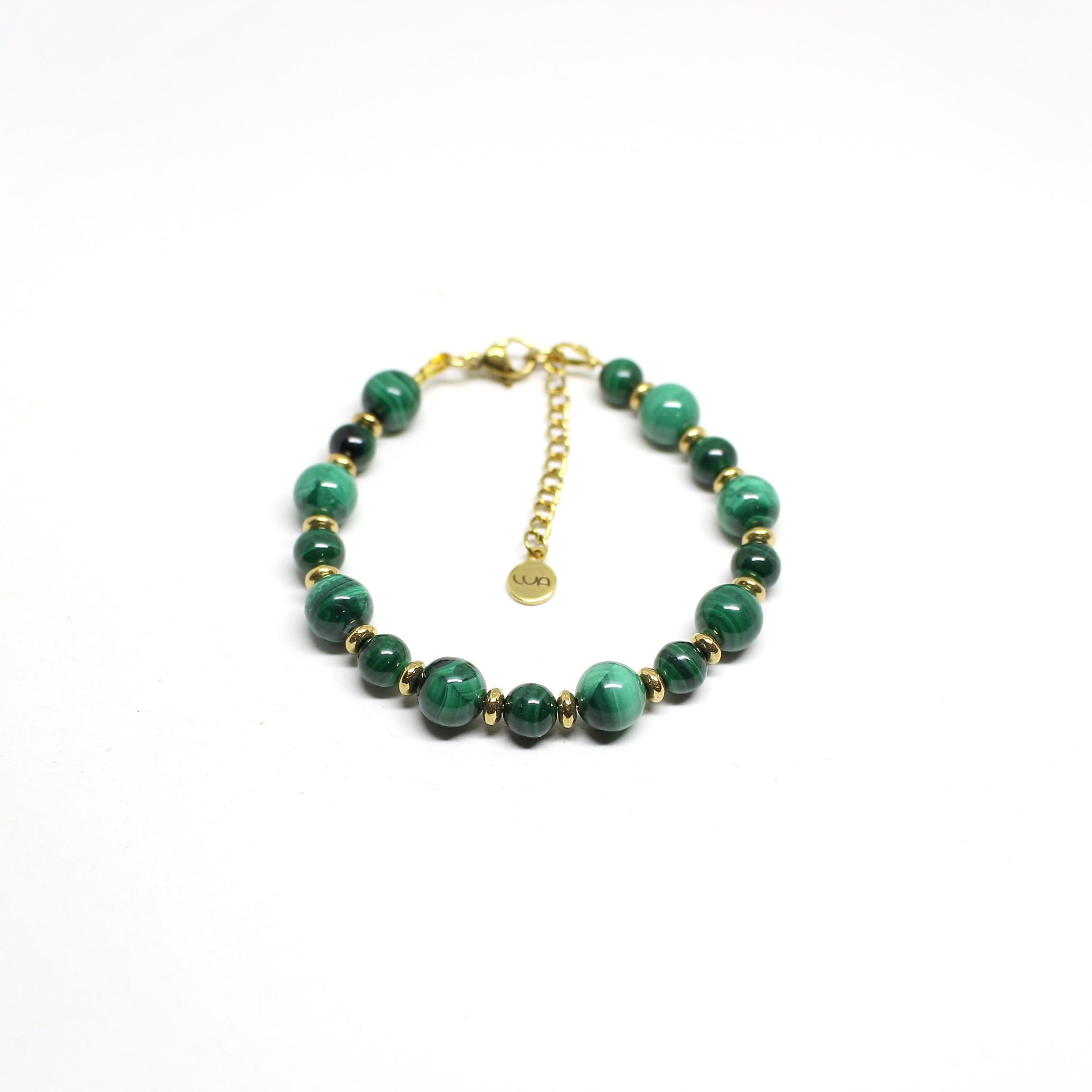 Bracciale della linea Elite con pietre di massima qualità. Bracciale con Malachite di alta qualità in acciaio dorato