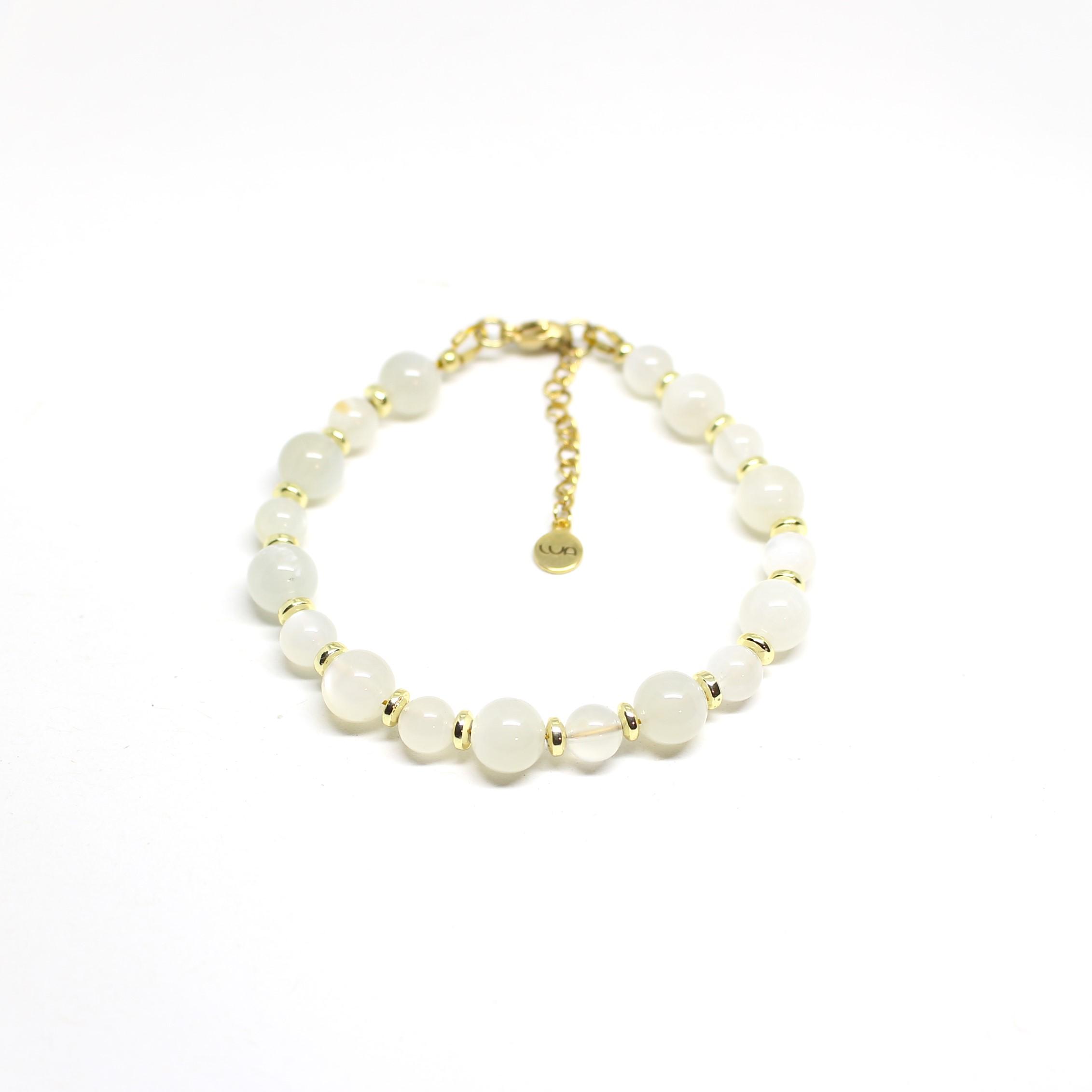 Bracciale della linea Elite con pietre di massima qualità. Bracciale con Pietra di Luna di alta qualità in acciaio dorato